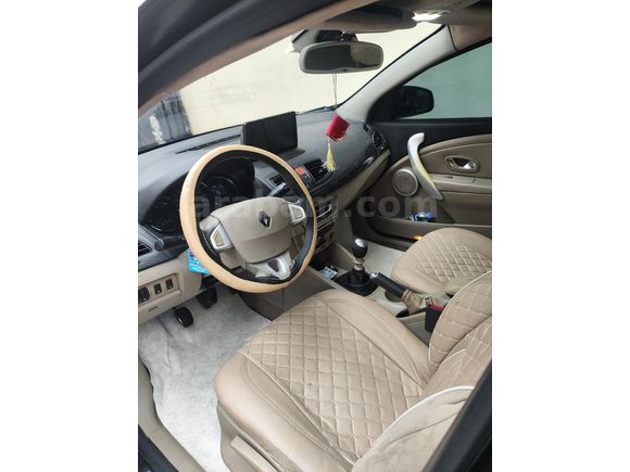 Sahibinden Renault Megane 1.5 dCi Privilege 2010 Model