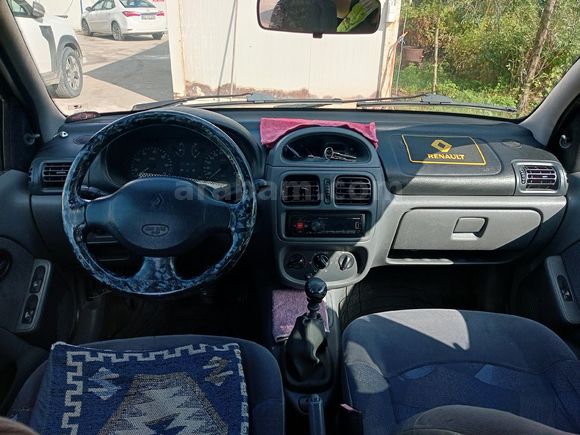 Sahibinden Renault Clio 1.4 RTA 2001 Model