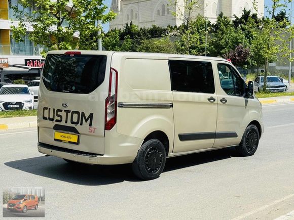 ROYAL AUTO DAN 250.000 PEŞİN İLE 2013 MODEL FORD CUSTOM 5+1