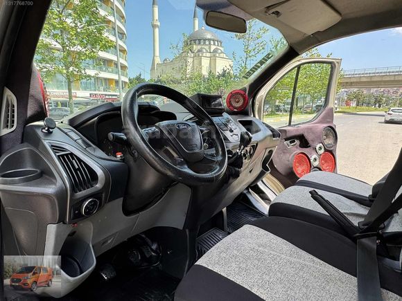 ROYAL AUTO DAN 250.000 PEŞİN İLE 2013 MODEL FORD CUSTOM 5+1