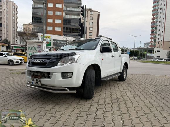 2016 MODEL ISUZU DMAX 4X4 183 BİN KM DE KARTA 12 TAKSİT