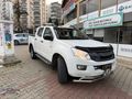 2016 MODEL ISUZU DMAX 4X4 183 BİN KM DE KARTA 12 TAKSİT