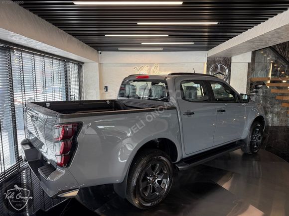 2025 ISUZU D-MAX 1.9 D V-CROS 4X4 FULL