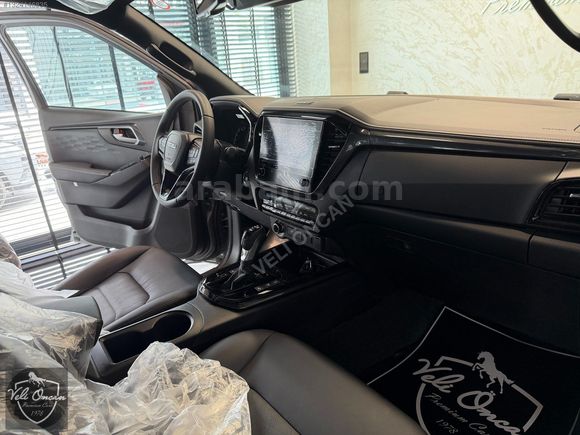 2025 ISUZU D-MAX 1.9 D V-CROS 4X4 FULL