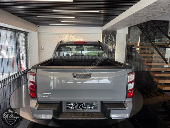 2025 ISUZU D-MAX 1.9 D V-CROS 4X4 FULL