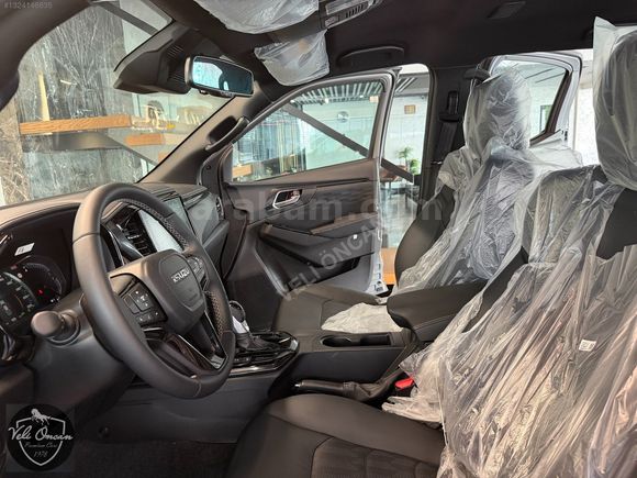 2025 ISUZU D-MAX 1.9 D V-CROS 4X4 FULL