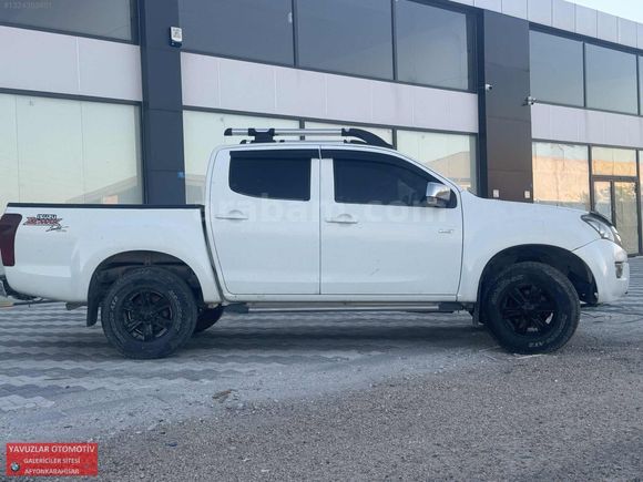 ISUZU D MAX 4X2 ÇİFT KABİNLİ 2012 MODEL