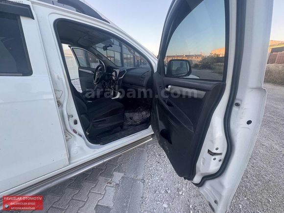 ISUZU D MAX 4X2 ÇİFT KABİNLİ 2012 MODEL