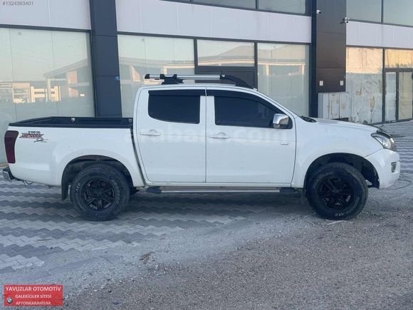 ISUZU D MAX 4X2 ÇİFT KABİNLİ 2012 MODEL