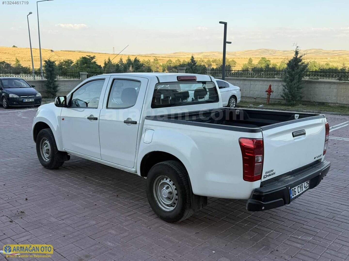ISUZU 4X4 EN AZ YAKAN 6 İLERİ ARMAĞAN OTO POLATLI 5
