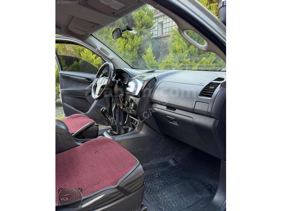 VOLCAR'S 2012 MODEL 4X4 ISUZU D-MAX