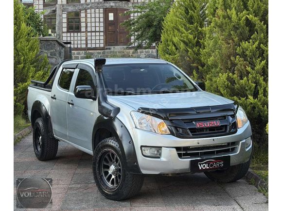 VOLCAR'S 2012 MODEL 4X4 ISUZU D-MAX
