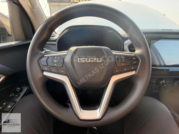İZGİ'DEN 2024 MODEL 30 BİN KM'DE 1.9 ISUZU D'MAX 4X2 (MANUEL)