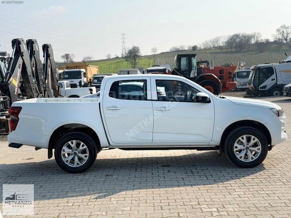 İZGİ'DEN 2024 MODEL 30 BİN KM'DE 1.9 ISUZU D'MAX 4X2 (MANUEL)