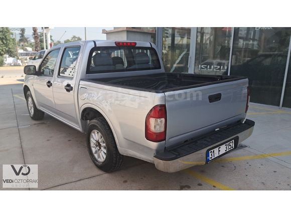 MERSİN ISUZU BAYİSİNDE 2006 MODEL 4X2 ISUZU DMAX ÇİFT KABİN