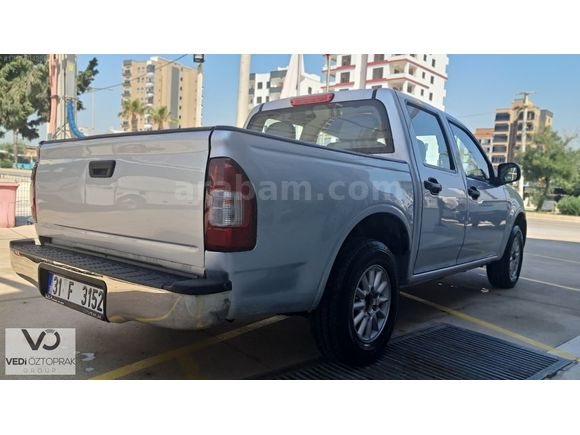 MERSİN ISUZU BAYİSİNDE 2006 MODEL 4X2 ISUZU DMAX ÇİFT KABİN