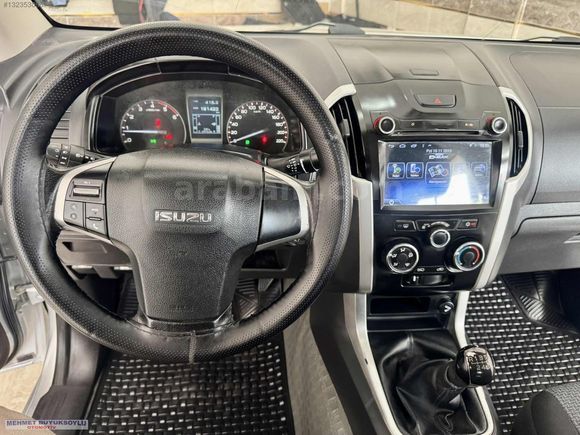 2017 MODEL ISUZU D-MAX 2.5TDİ 163HP 4X2 LİMİTED %20 FATURALI
