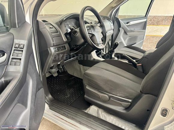 2017 MODEL ISUZU D-MAX 2.5TDİ 163HP 4X2 LİMİTED %20 FATURALI