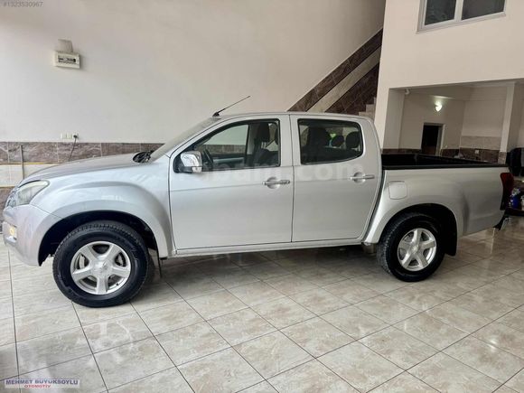 2017 MODEL ISUZU D-MAX 2.5TDİ 163HP 4X2 LİMİTED %20 FATURALI