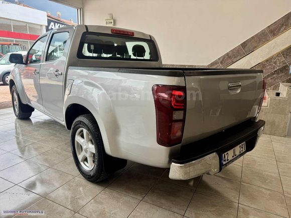 2017 MODEL ISUZU D-MAX 2.5TDİ 163HP 4X2 LİMİTED %20 FATURALI