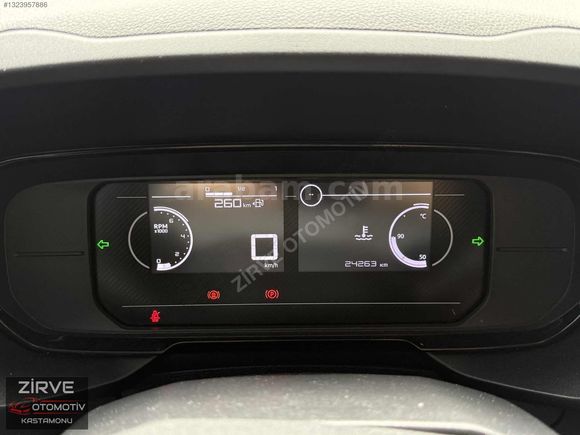 BOYASIZ 2025 MODEL OPEL COMBO 1.5 DİZEL 24.000 km