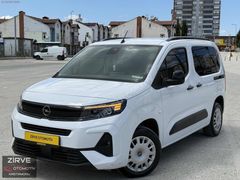 BOYASIZ 2025 MODEL OPEL COMBO 1.5 DİZEL 24.000 km