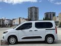 BOYASIZ 2025 MODEL OPEL COMBO 1.5 DİZEL 24.000 km