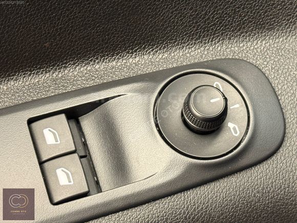 CEMRE OTO 'dan BOYASIZ 2025 OPEL COMBO 1.5D Essential 130 HP