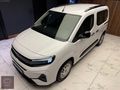 CEMRE OTO 'dan BOYASIZ 2025 OPEL COMBO 1.5D Essential 130 HP