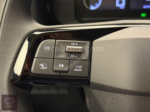 CEMRE OTO 'dan BOYASIZ 2025 OPEL COMBO 1.5D Essential 130 HP