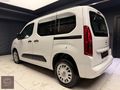 CEMRE OTO 'dan BOYASIZ 2025 OPEL COMBO 1.5D Essential 130 HP