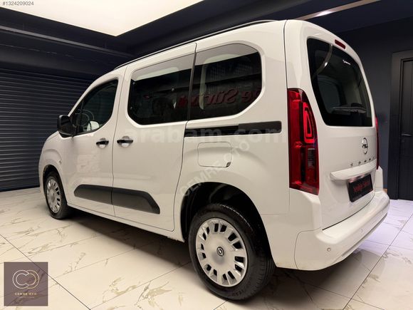 CEMRE OTO 'dan BOYASIZ 2025 OPEL COMBO 1.5D Essential 130 HP