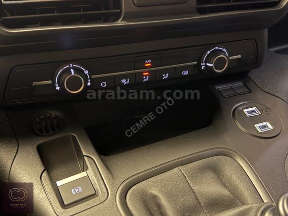 CEMRE OTO 'dan BOYASIZ 2025 OPEL COMBO 1.5D Essential 130 HP