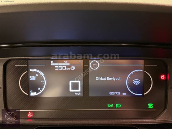 CEMRE OTO 'dan BOYASIZ 2025 OPEL COMBO 1.5D Essential 130 HP