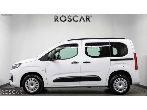 ROSCAR'DAN 2026 OPEL COMBO 1.5D ESSENTİAL 29.000KM %20 KDV