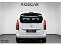 ROSCAR'DAN 2026 OPEL COMBO 1.5D ESSENTİAL 29.000KM %20 KDV
