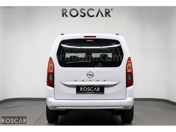ROSCAR'DAN 2026 OPEL COMBO 1.5D ESSENTİAL 29.000KM %20 KDV