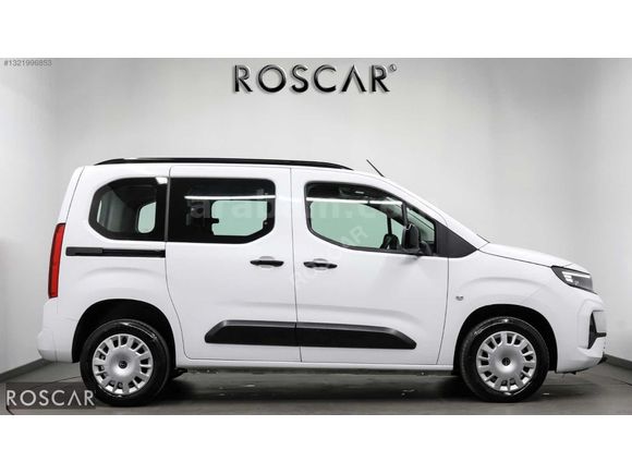 ROSCAR'DAN 2026 OPEL COMBO 1.5D ESSENTİAL 29.000KM %20 KDV