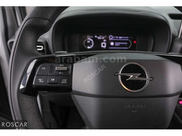 ROSCAR'DAN 2026 OPEL COMBO 1.5D ESSENTİAL 29.000KM %20 KDV