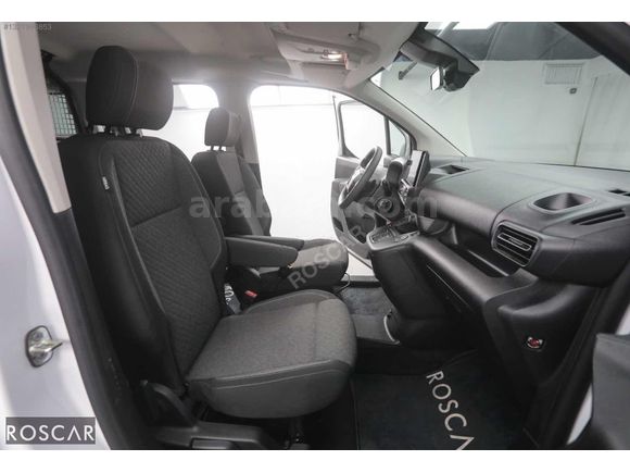 ROSCAR'DAN 2026 OPEL COMBO 1.5D ESSENTİAL 29.000KM %20 KDV
