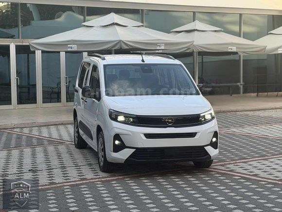 2025 COMBO 1,5 D Essential 17.000 km %20 Ftr hatasız
