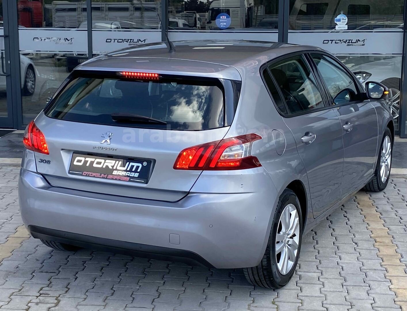 Galeriden Peugeot 308 1.2 PureTech Allure 2015 Model Konya 158.750 km Füme 5