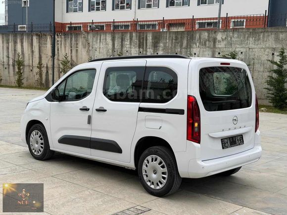 2026 SIFIR OPEL COMBO 1.5 ESSENTİAL+ORTA KONSOLLU+GSR 2+%20 KDV