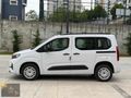 2026 SIFIR OPEL COMBO 1.5 ESSENTİAL+ORTA KONSOLLU+GSR 2+%20 KDV