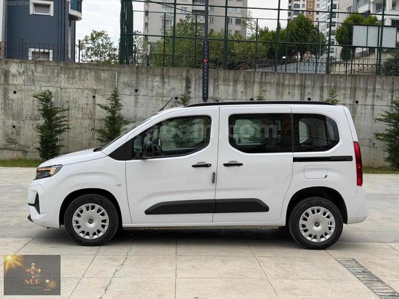 2026 SIFIR OPEL COMBO 1.5 ESSENTİAL+ORTA KONSOLLU+GSR 2+%20 KDV