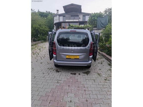OPEL COMBO ESSENTİAL 3200KM HATASİZ BOYASİZ