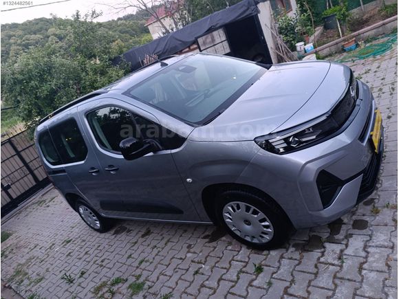 OPEL COMBO ESSENTİAL 3200KM HATASİZ BOYASİZ