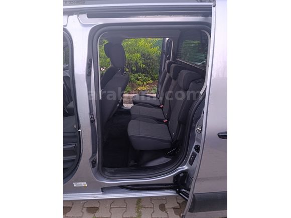 OPEL COMBO ESSENTİAL 3200KM HATASİZ BOYASİZ