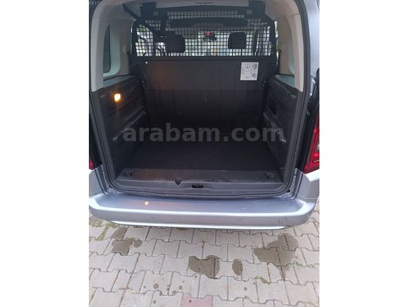 OPEL COMBO ESSENTİAL 3200KM HATASİZ BOYASİZ