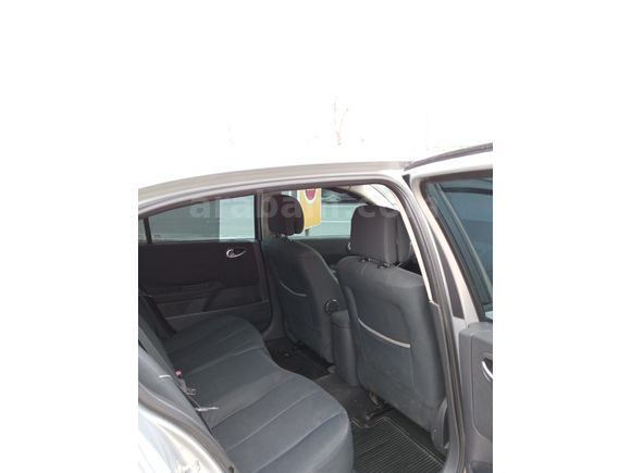 Sahibinden Renault Megane 1.6 Dynamique 2004 Model